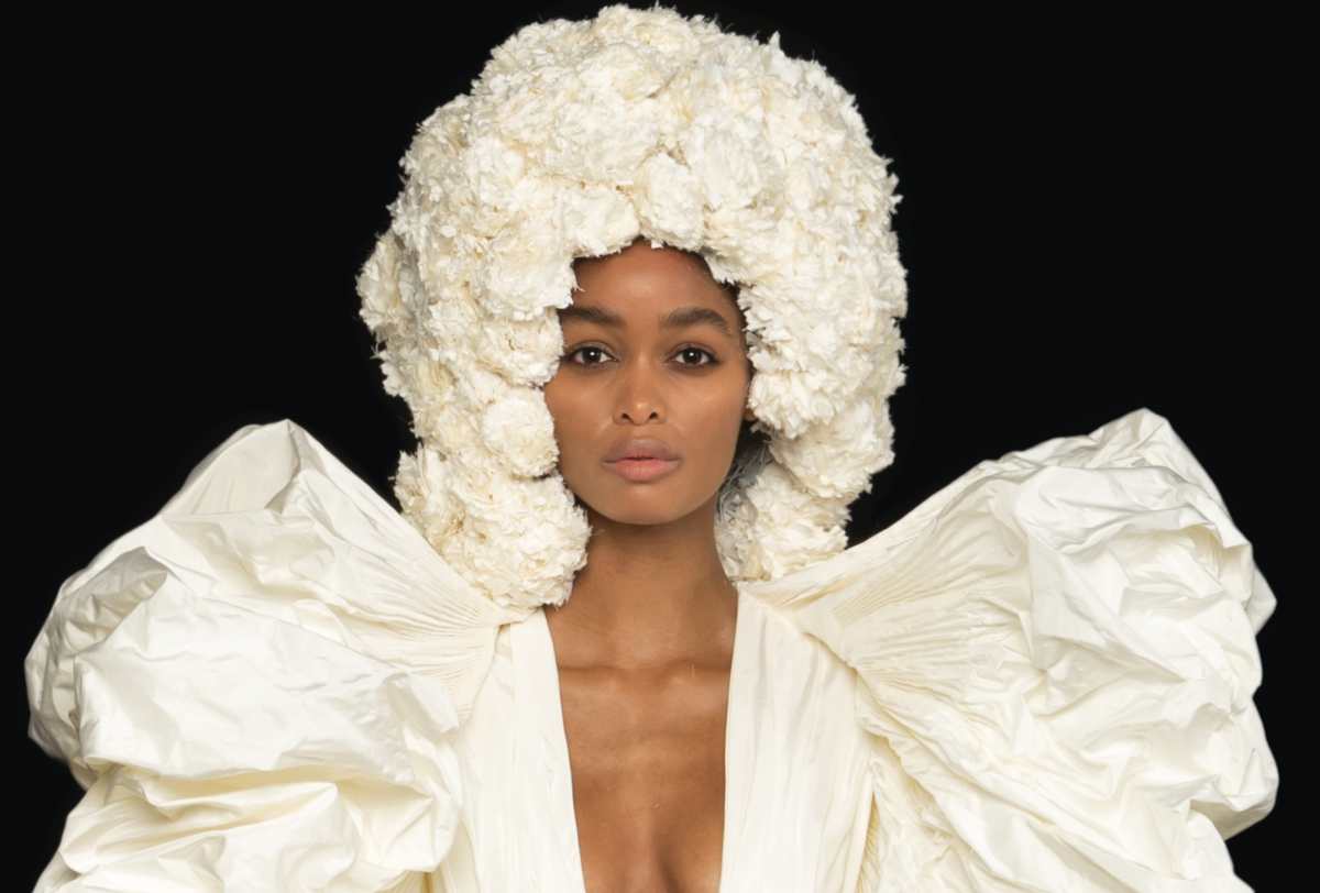 Valentino Staged a Multimedia Presentation for Fall 2020 Haute Couture