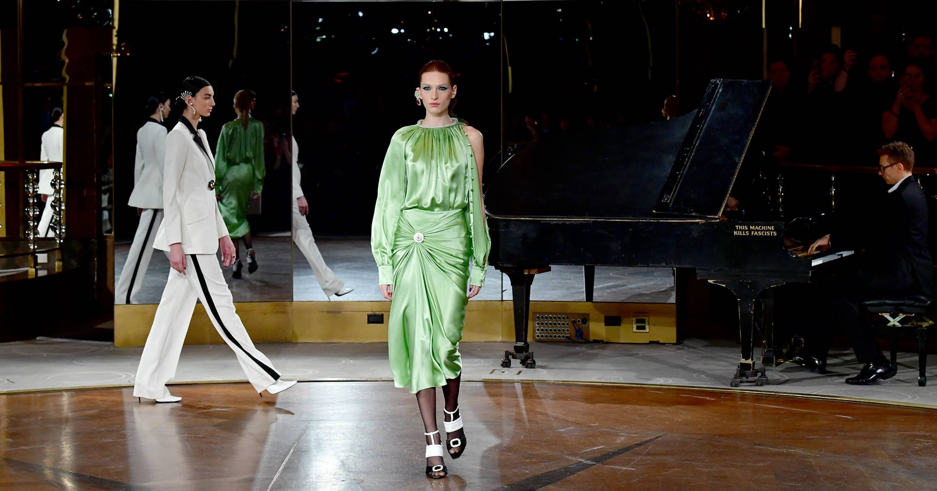 Prabal Gurung's Fall 2020 Collection Was a Love Letter to New York City