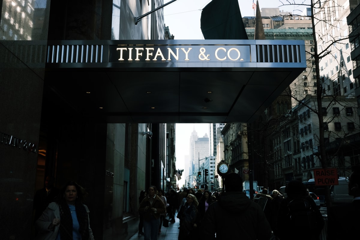 Tiffany & Co. Foundation Pledges $1 Million to Covid-19 Relief