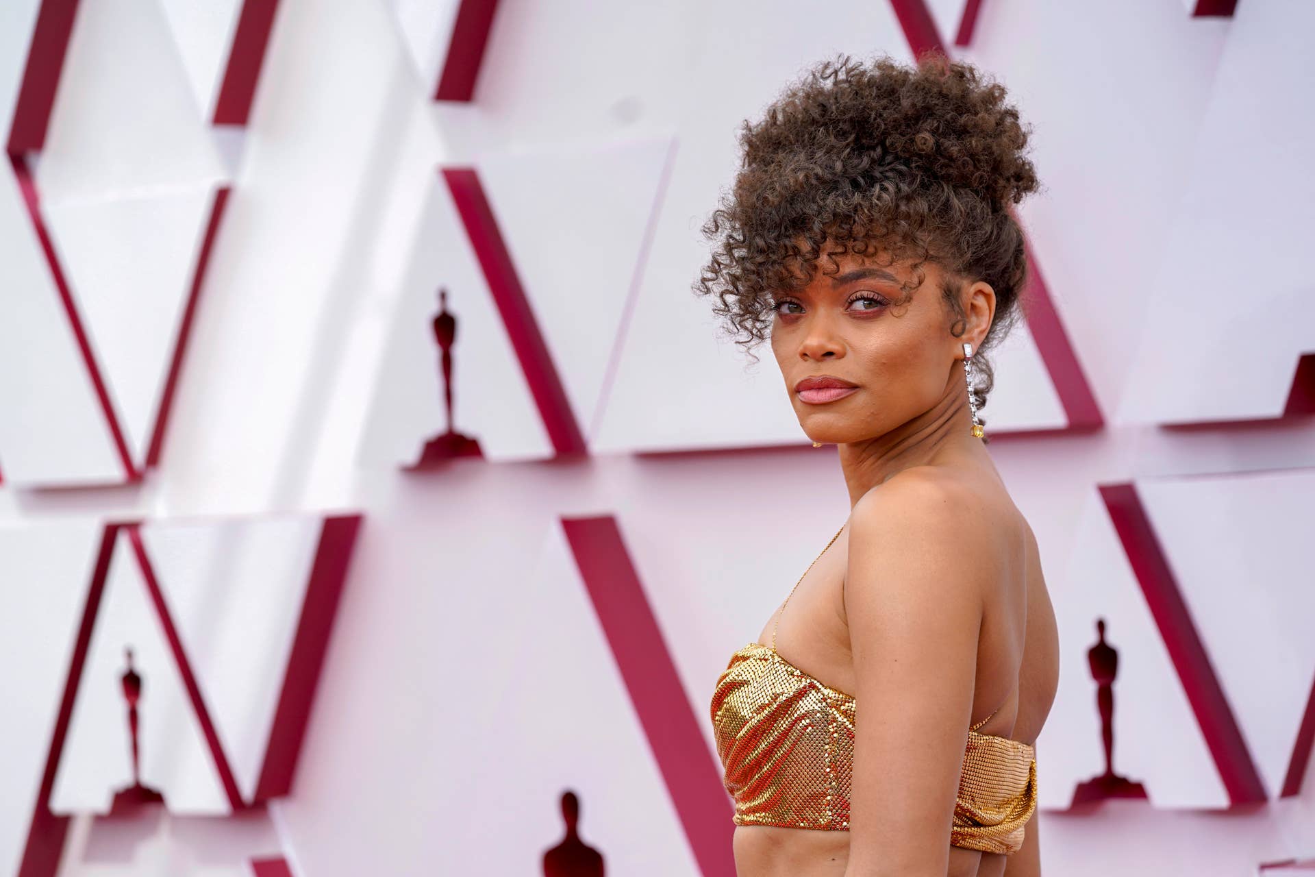 The 11 Best Beauty Looks From the 2021 Oscars