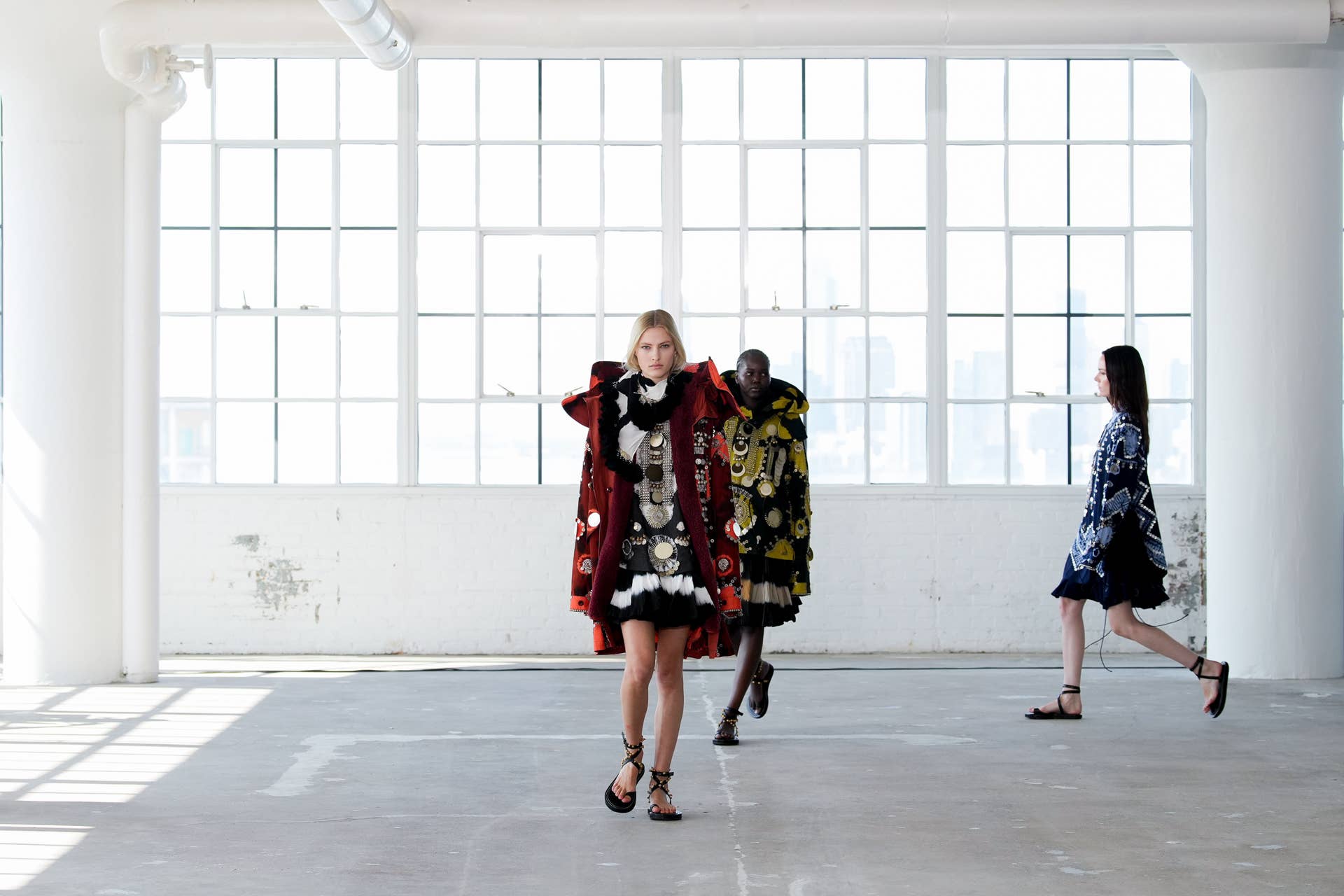 At Altuzarra, Hypnotic Prints and a Major 'It Bag' Contender for Spring