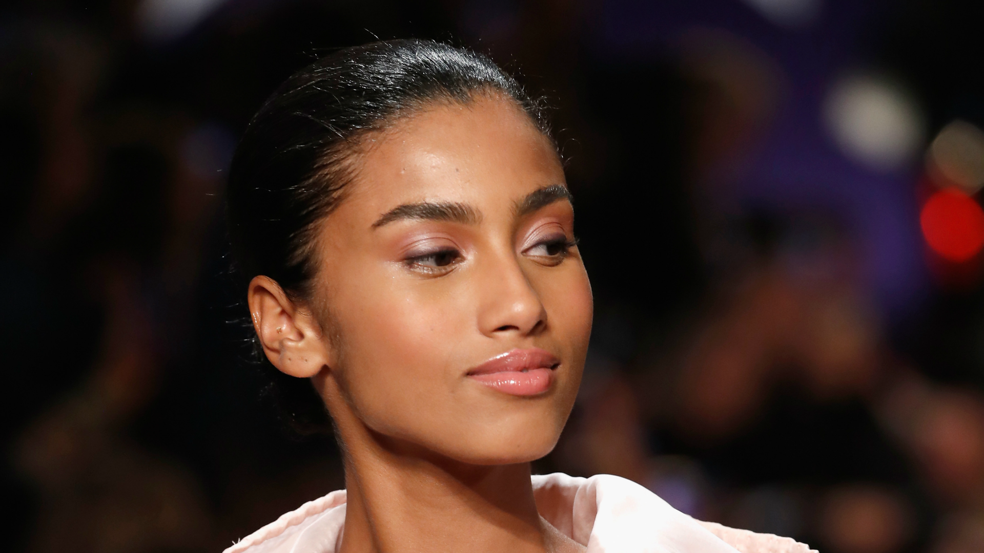 Lip Plumpers Have Made a Return, and They've Evolved Since the Early 2000s