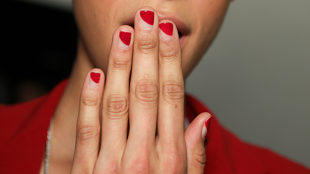 21 Minimalist Manicures From New York Fashion Week That Are Far From Boring