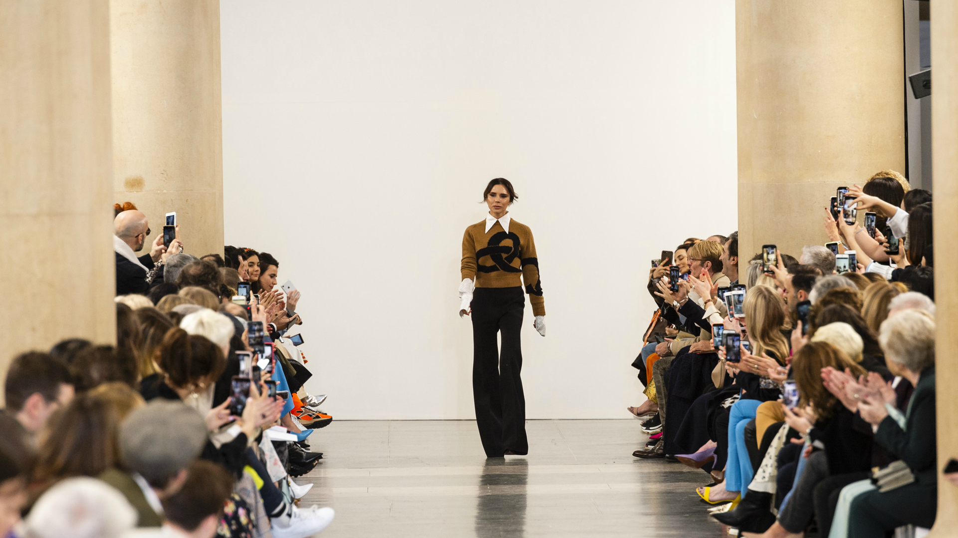Victoria Beckham's Fall 2019 Collection Is Here to Fill the Old Céline Void in Your Heart