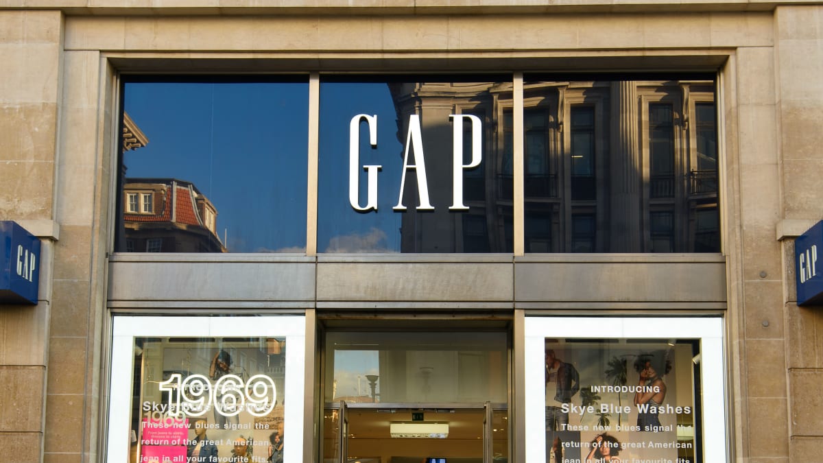 Gap CEO Art Peck Is Stepping Down