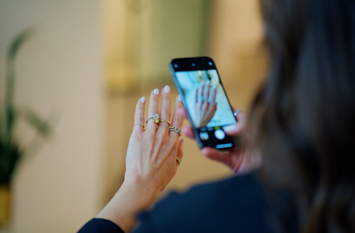 Jewelry Brands Cash In on the Instagram Bling-a-Thon