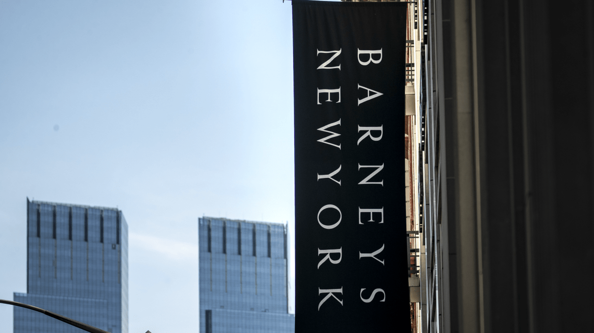 What Small Brands Can Learn From the Barneys New York Bankruptcy
