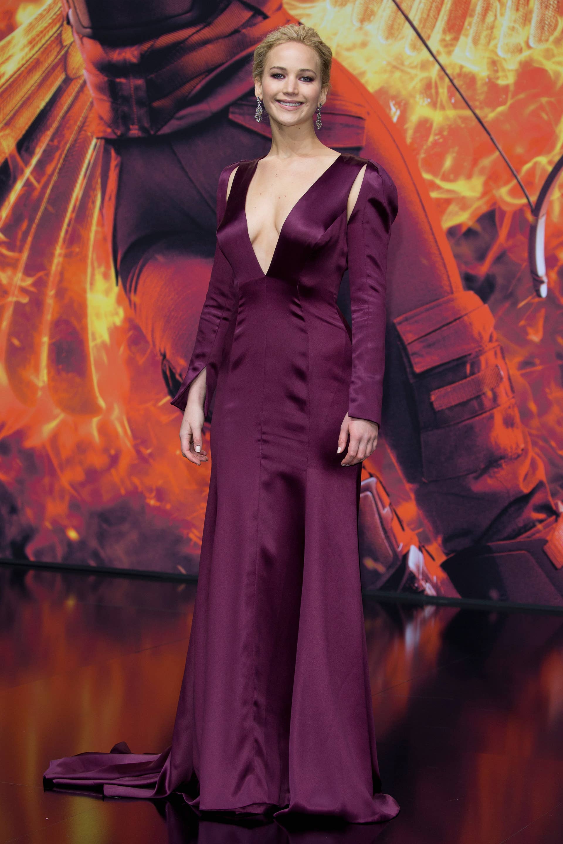 jennifer lawrence purple dress mystique