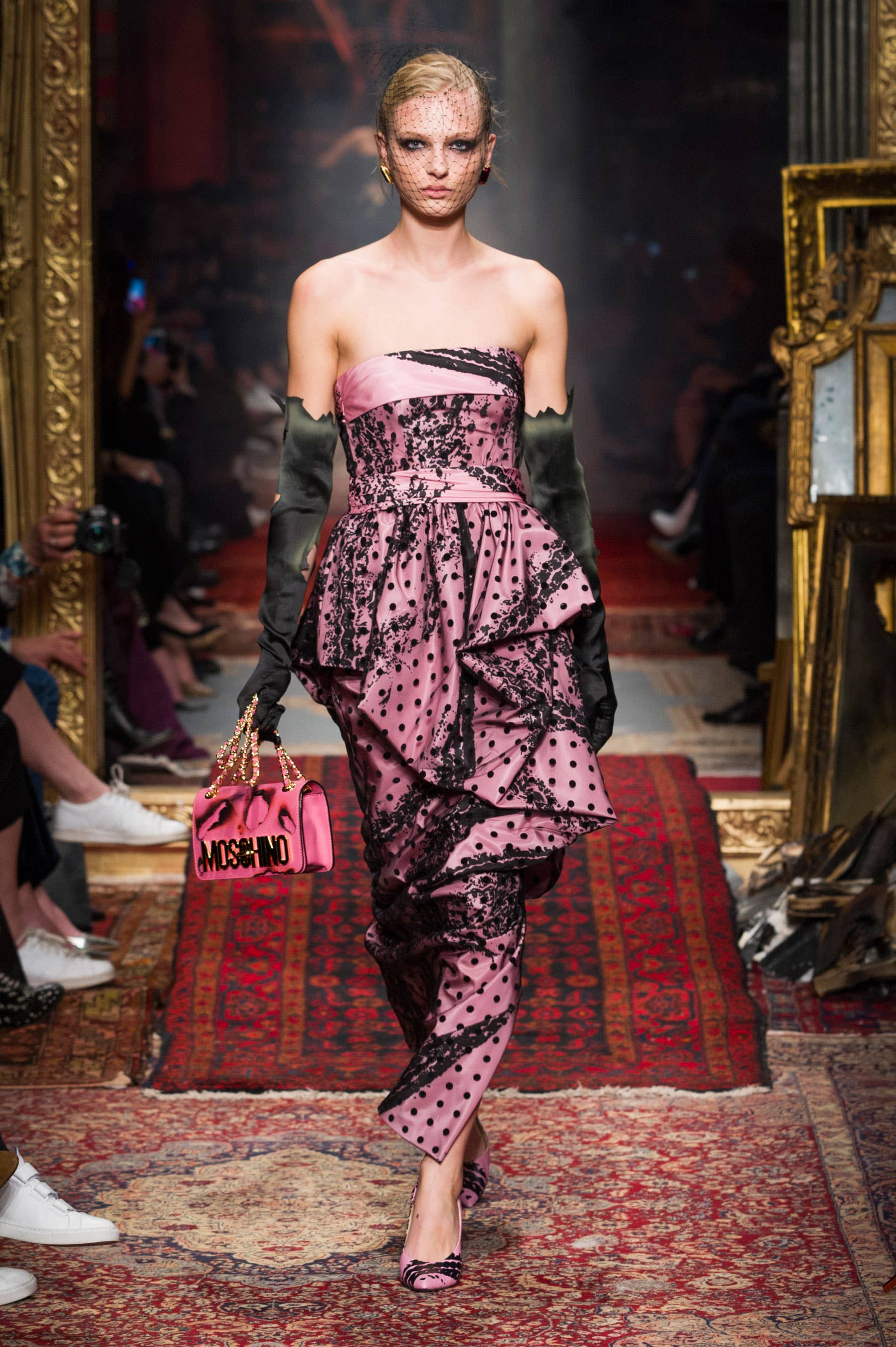green emerald velvet dress Moschino Black Silk Cocktail Dress with Bow Applique main image 1