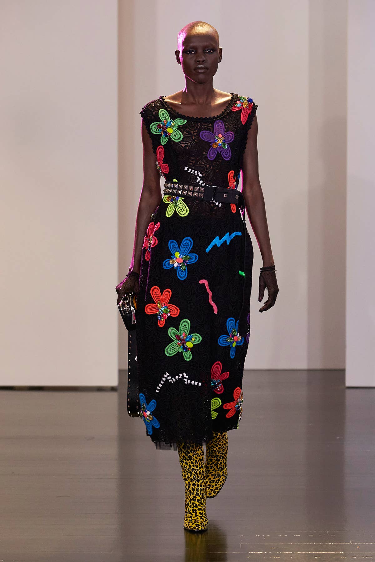 Marc Jacobs Takes '80s Kitsch to the Max for Resort 2017 - Fashionista