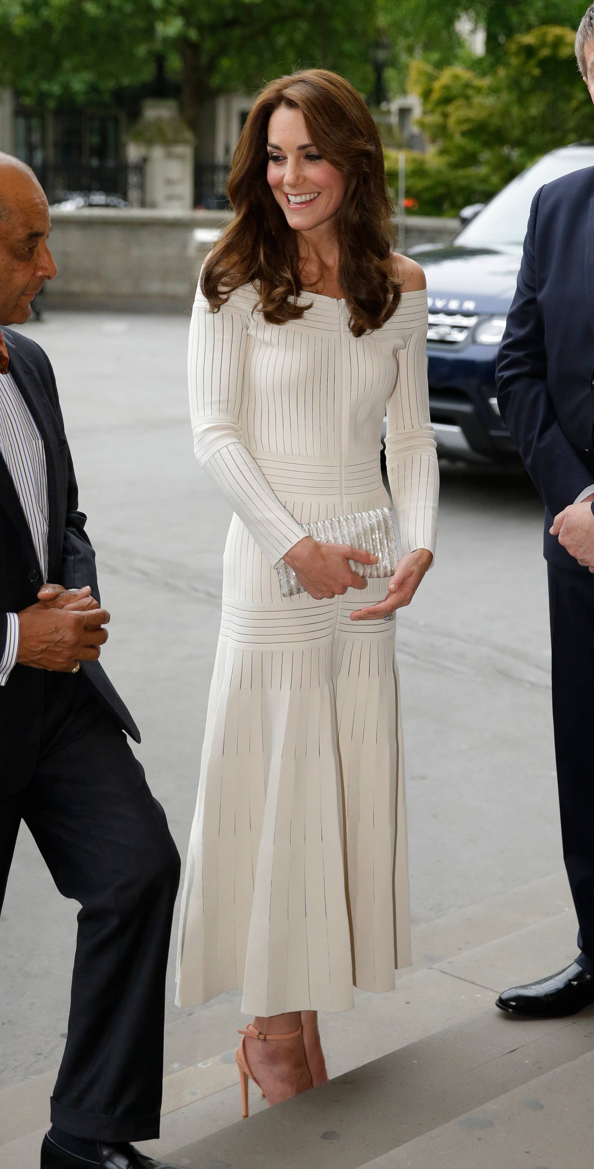 kate middleton white off the shoulder dress Kate Middleton Gets in On the Off-the-Shoulder Trend, Looks Great