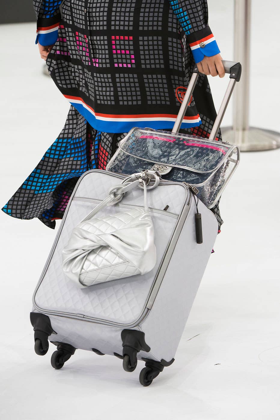 CHANEL シャネル CHANEL TRAVEL アタッシュケース Yahoo!オークション - CHANEL シャネル トラベルライン アタッシュケー