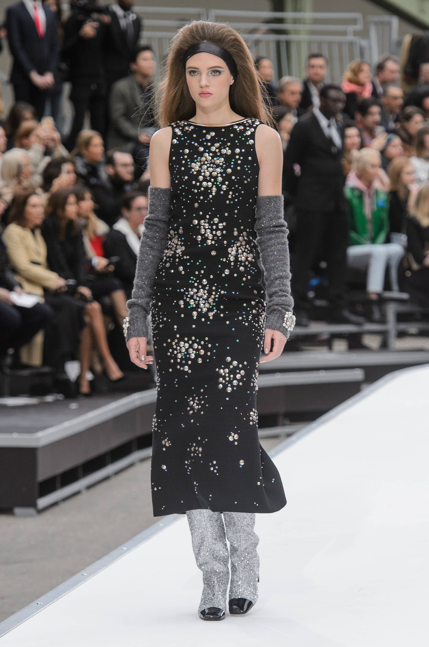 chanel evening dresses 2017 Spring 2017 Haute Couture: CHANEL's New Silhouette  CoutureNotebook