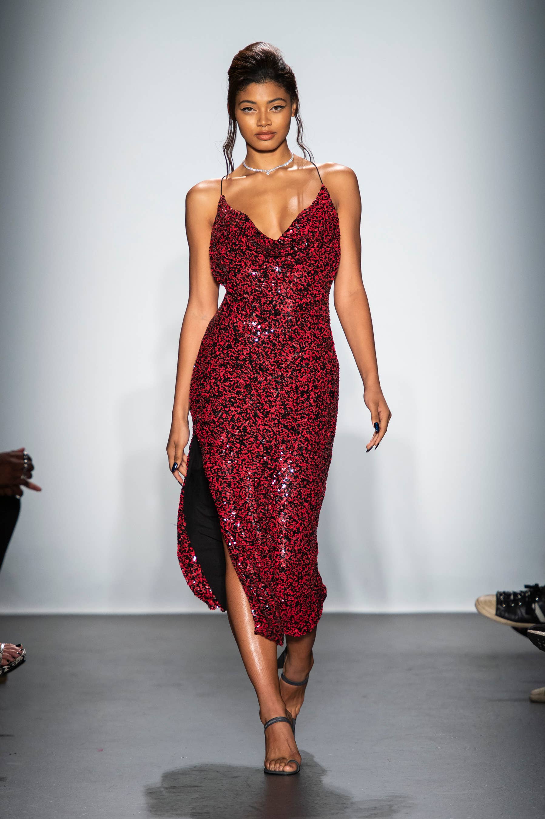 laquan smith red dress Knee Length Dress with Open Back and Corset Detail S