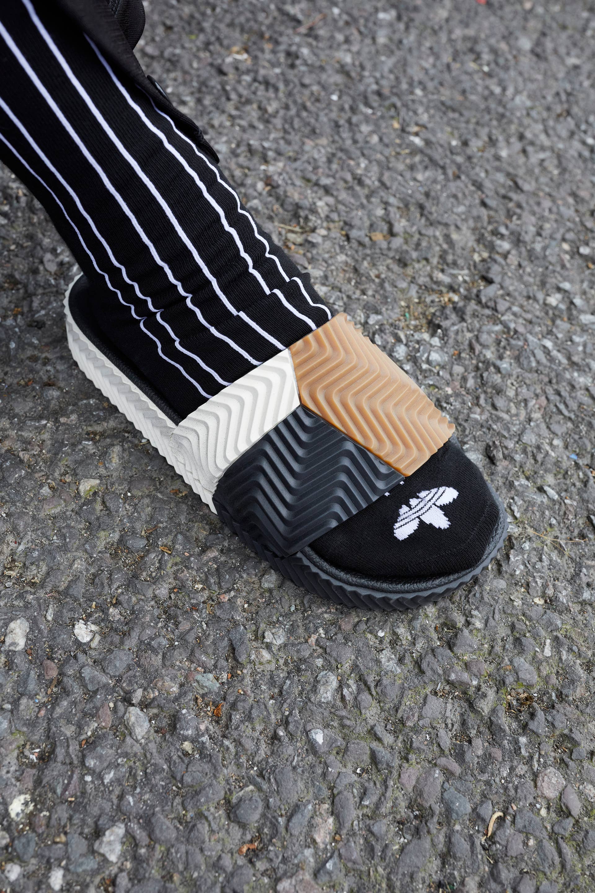 Alexander wang collabs with ADIDAS to make these sick slides. Barely used Adidas Alexander Wang Slides | Grailed main image 4