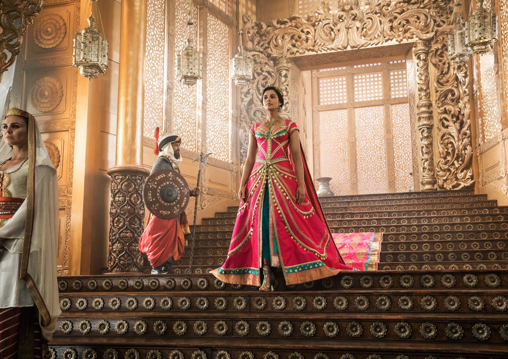 The Costumes in the Live Action 'Aladdin' Include Authentic Middle Eastern References and Modern Day Streetwear Influences - Fashionista The Costumes in the Live Action 'Aladdin' Include Authentic Middle Eastern References and Modern Day Streetwear Influences - Fashionista