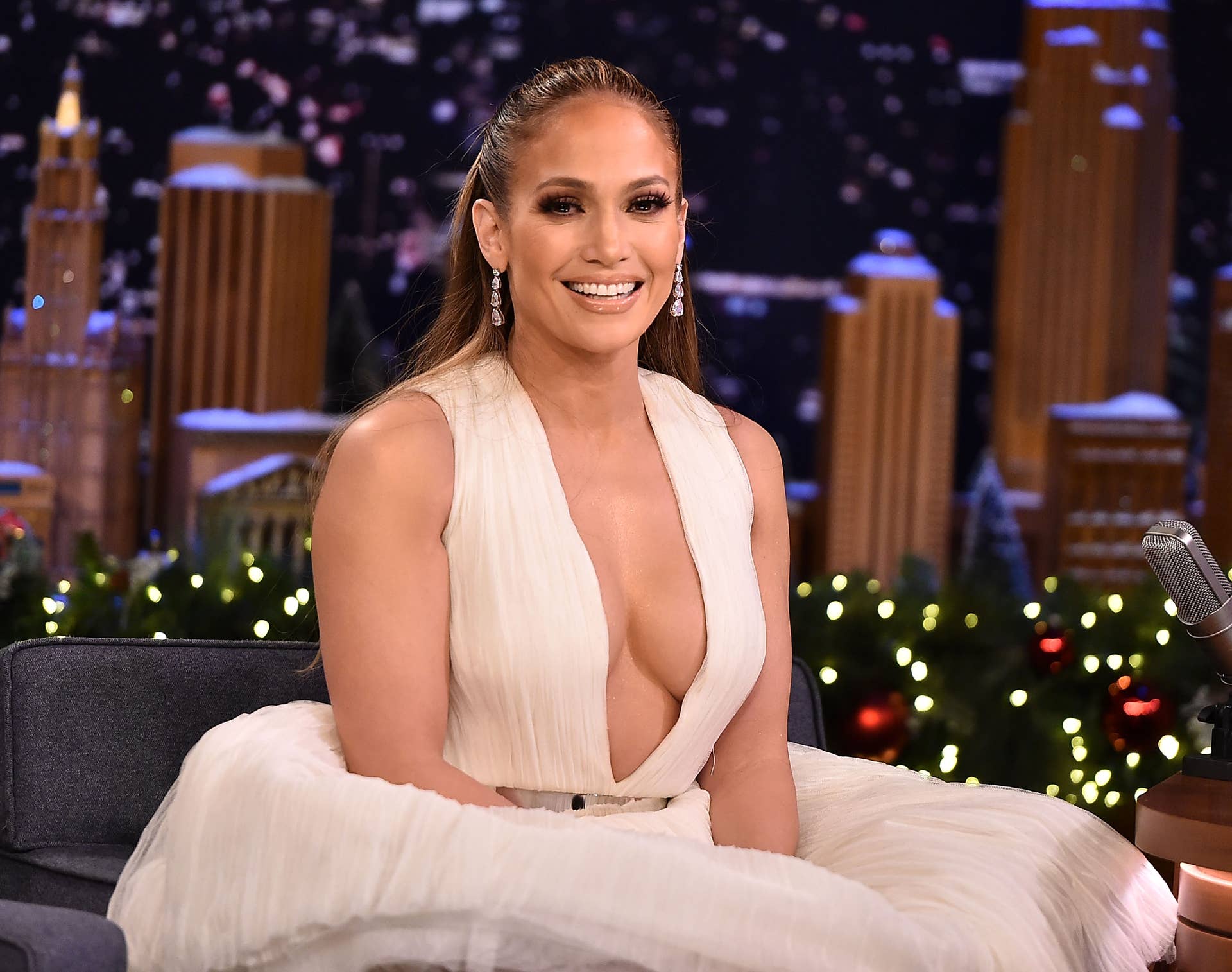 Jennifer Lopez Is a Winter Princess in This Saiid Kobeisy Dress - Fashionista Jennifer Lopez Is a Winter Princess in This Saiid Kobeisy Dress - Fashionista