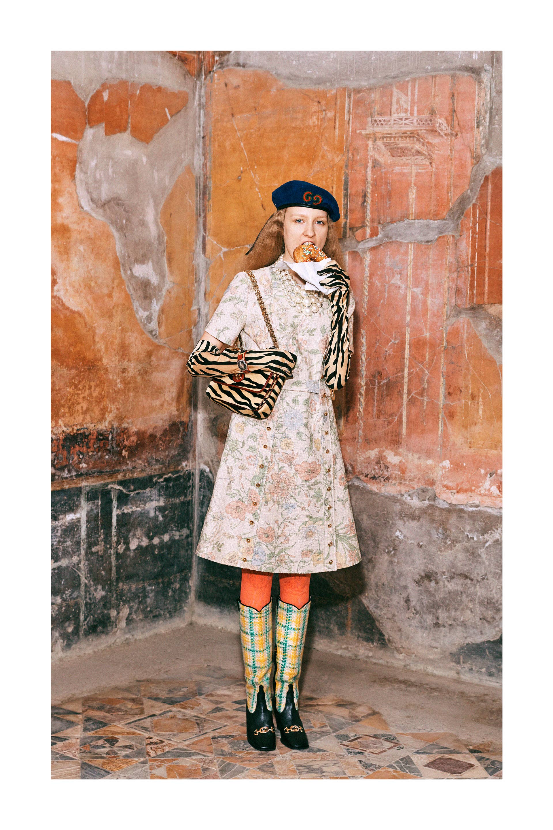 Gucci 限定1000部発行 2019年 Harmony Korine 写真集 Amazon.co.jp: 43487/Car Seule- Gucci グッチのフォトブック 限定1000