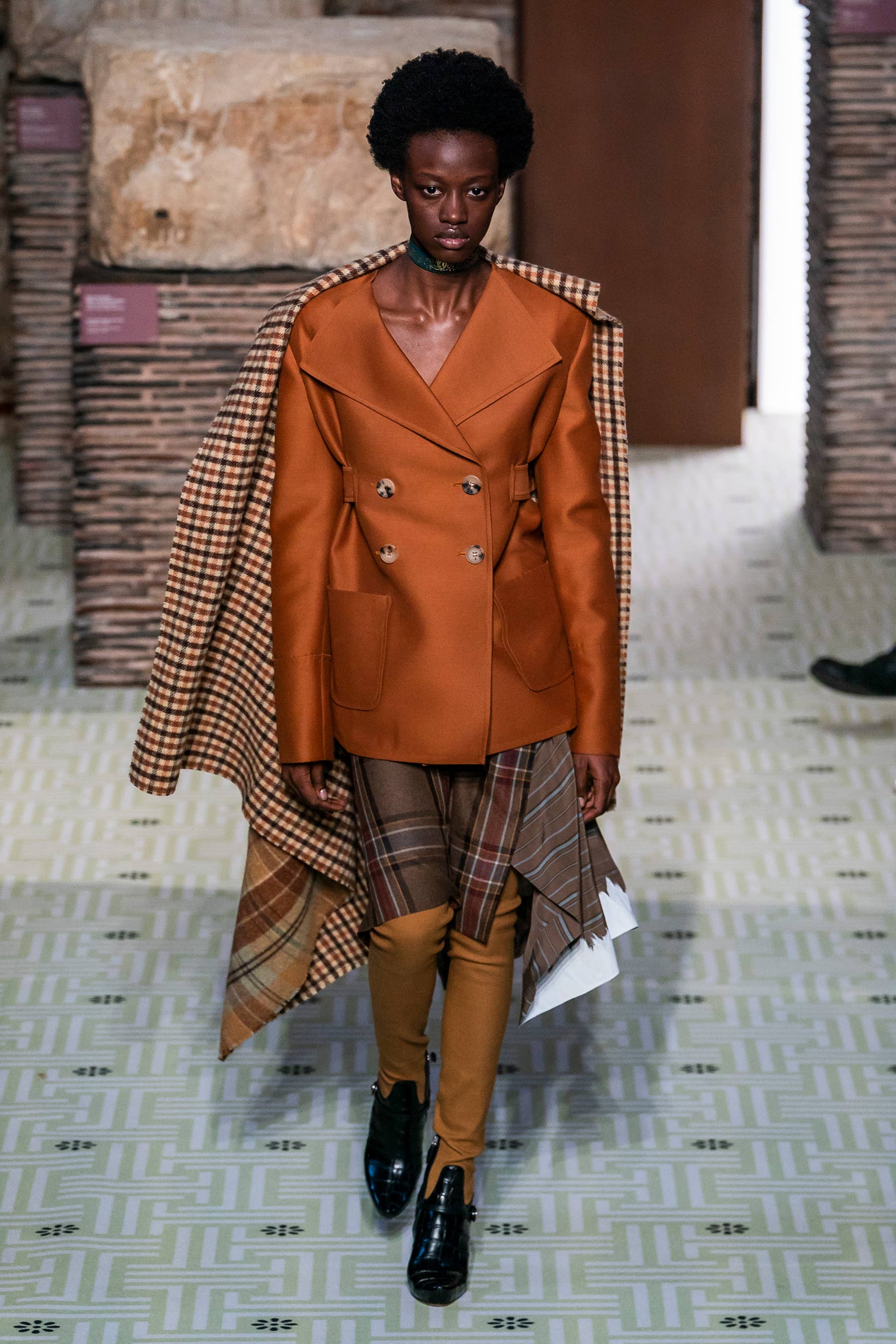 Bruno Sialelli Makes His Runway Debut With Lanvin's Fall 2019
