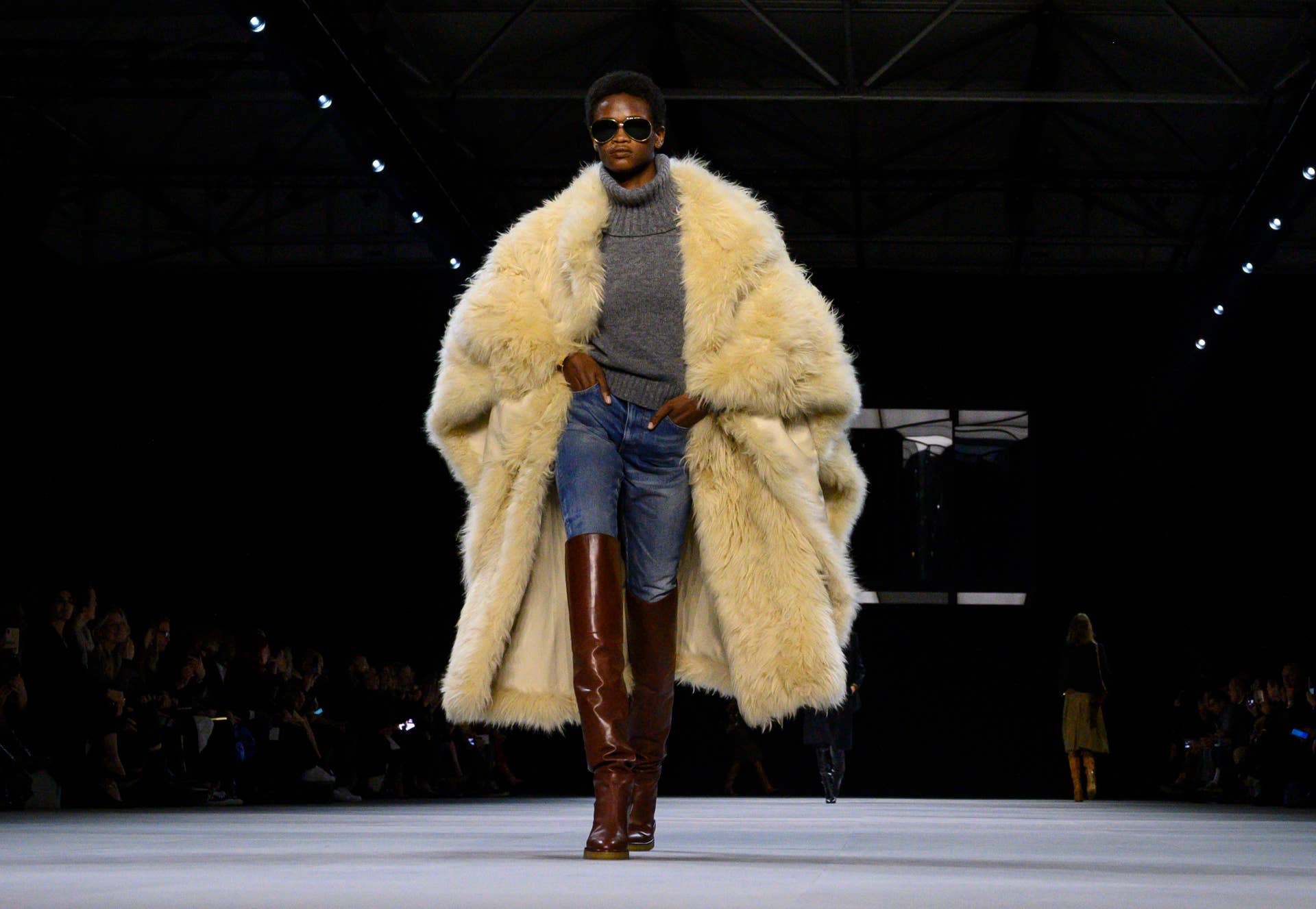 樫*昴様 19SS CELINE by Hedi Slimane Hedi Slimane Softens Way Up for His Seventies-Tinged Sophomore