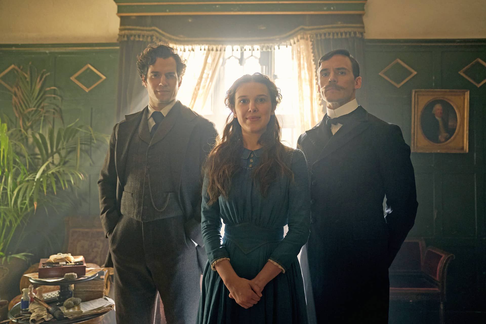 Millie Bobby Brown's Victorian Teen Detective Costumes in 'Enola Holmes'  Speak to the 20th Century Women's Rights Movement - Fashionista