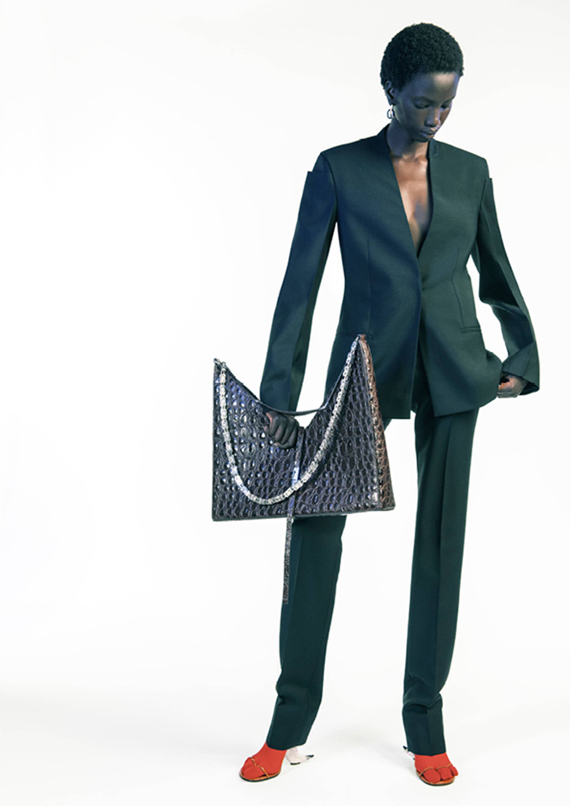 Matthew Williams's First Collection for Givenchy Is Here - Fashionista