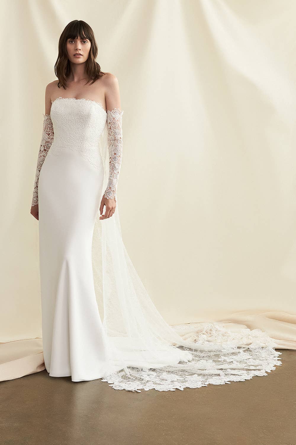 slim fit dress slacks Lace Shimmery Wedding Dress Ornella 2 in 1 US 22 main image 0