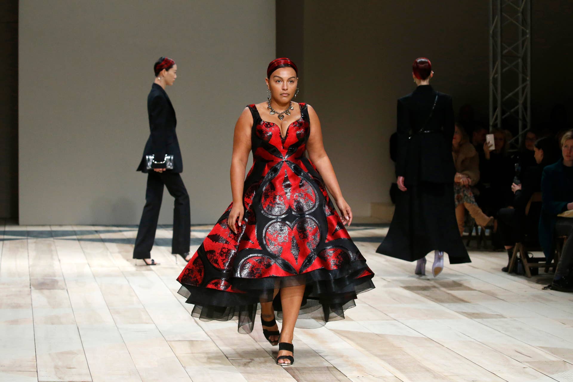 paloma-elsesser-at-alexander-