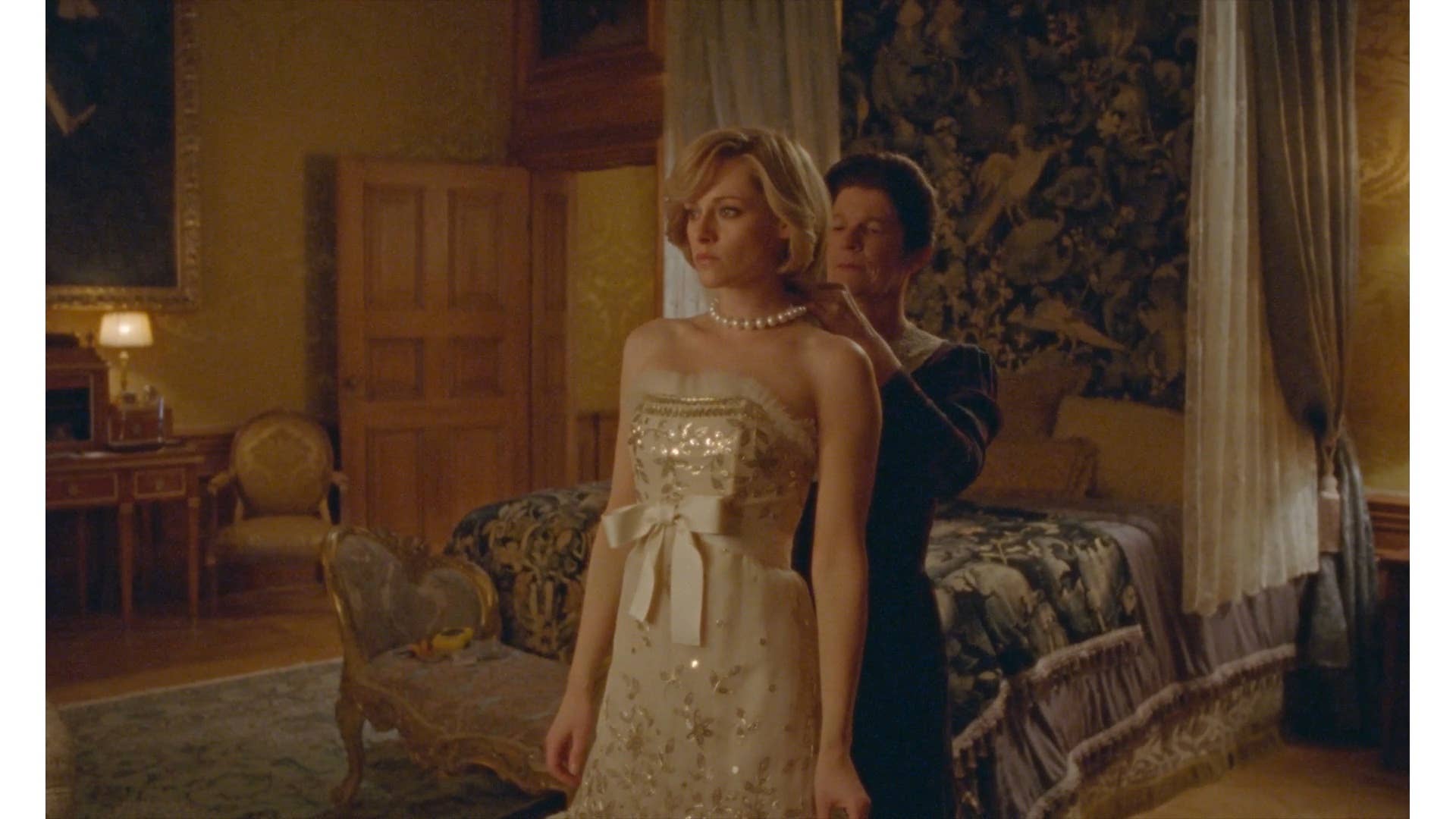 In 'Spencer,' Fashion Helps Tell Princess Diana's Emotional Story -  Fashionista
