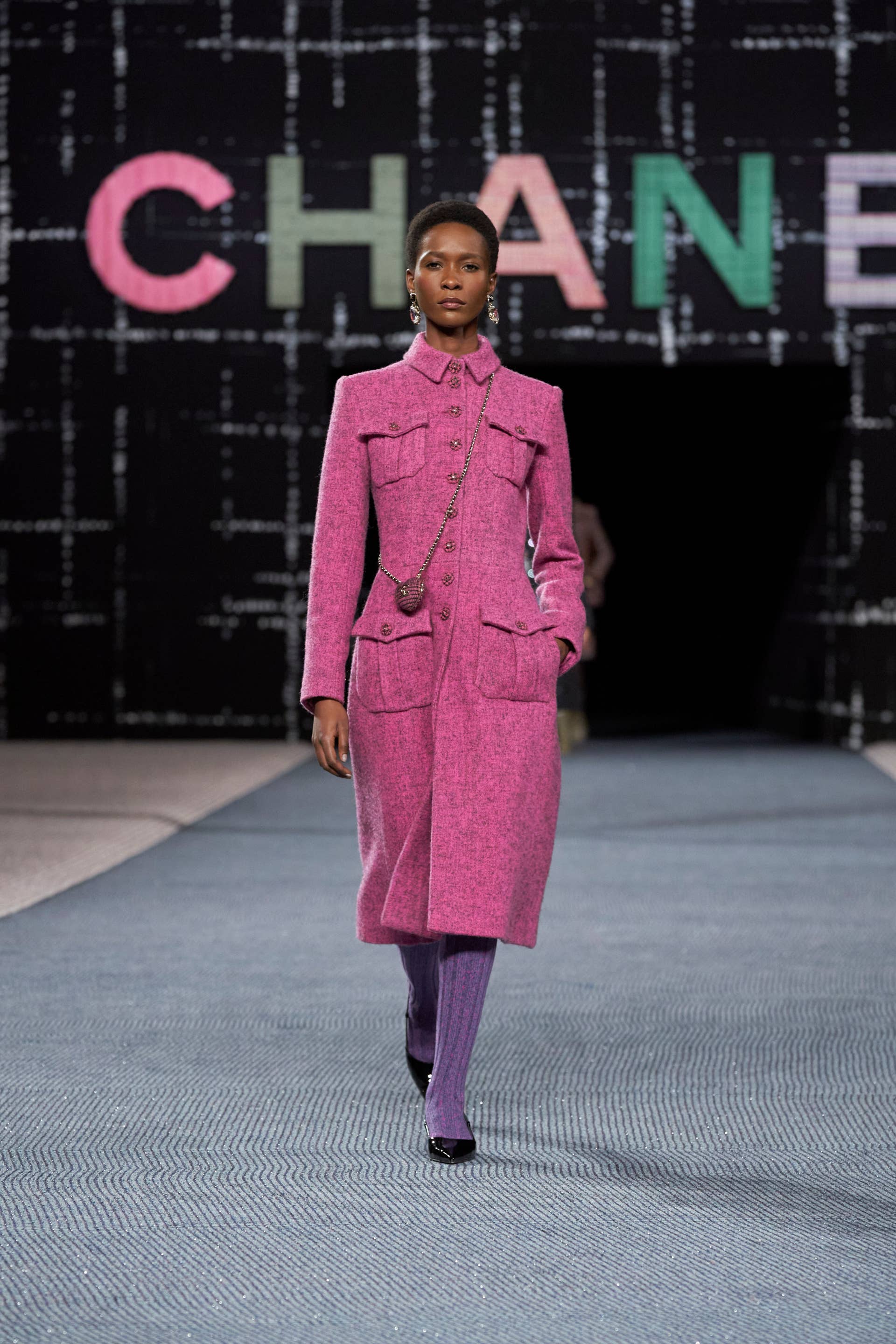 chanel pink dress 2022 CHANEL on Instagram: Fusing Constructivist inspirations with CHANEL tweed, a short pink dress with 7/8 sleeves is cut in iridescent check and framed by graphic