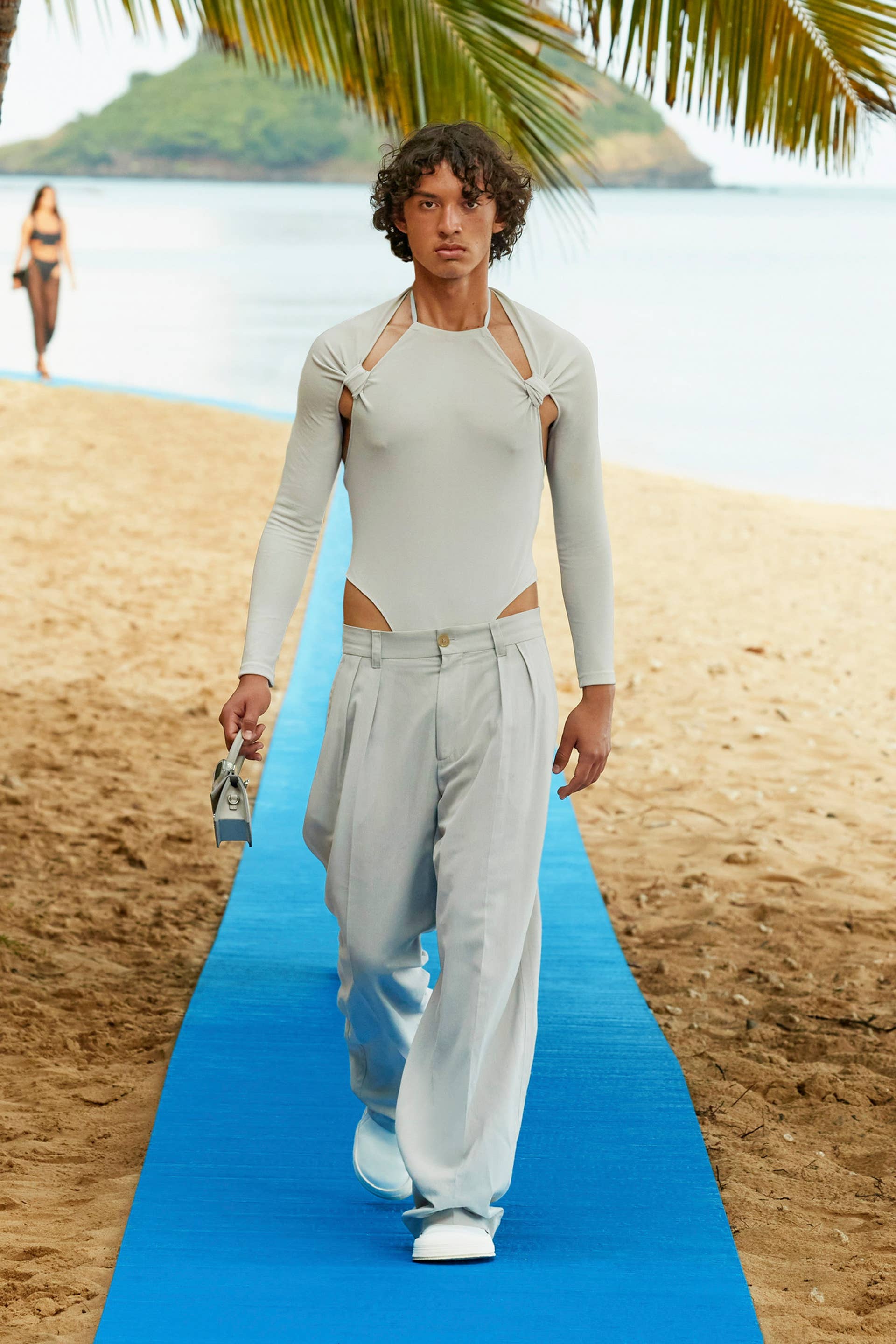 Jacquemus Spring 2022 Collection Le Splash - Fashionista