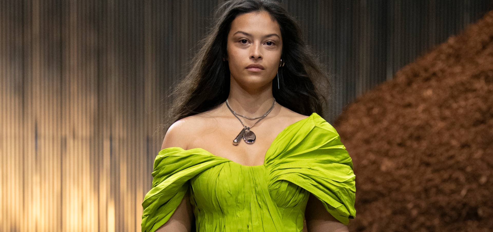 Alexander McQueen Fall 2022 Collection - Fashionista