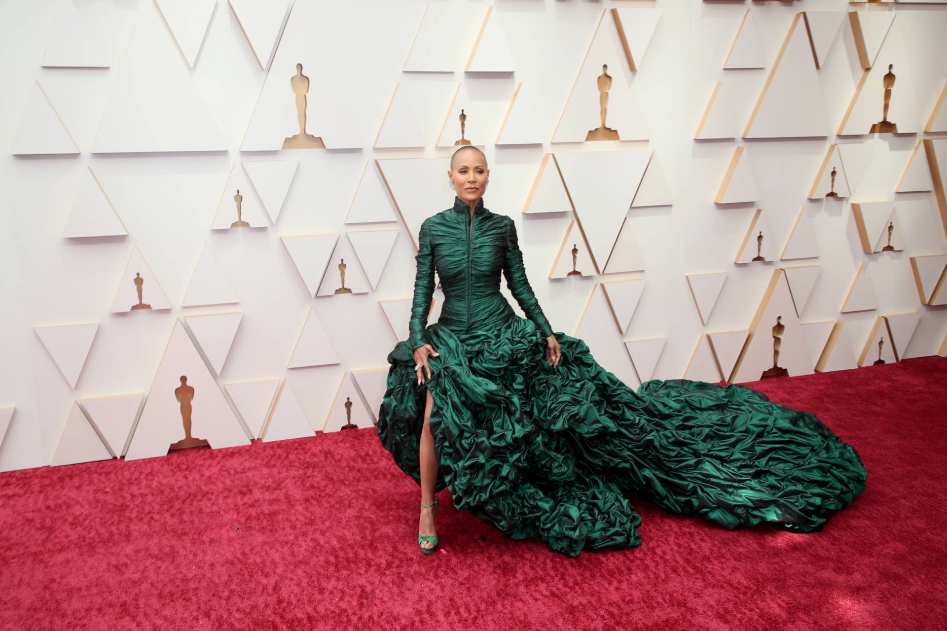 jada pinkett smith green dress Glenn Martens' Jean Paul Gaultier Couture Collection Got the Red Carpet  Moment It Deserves