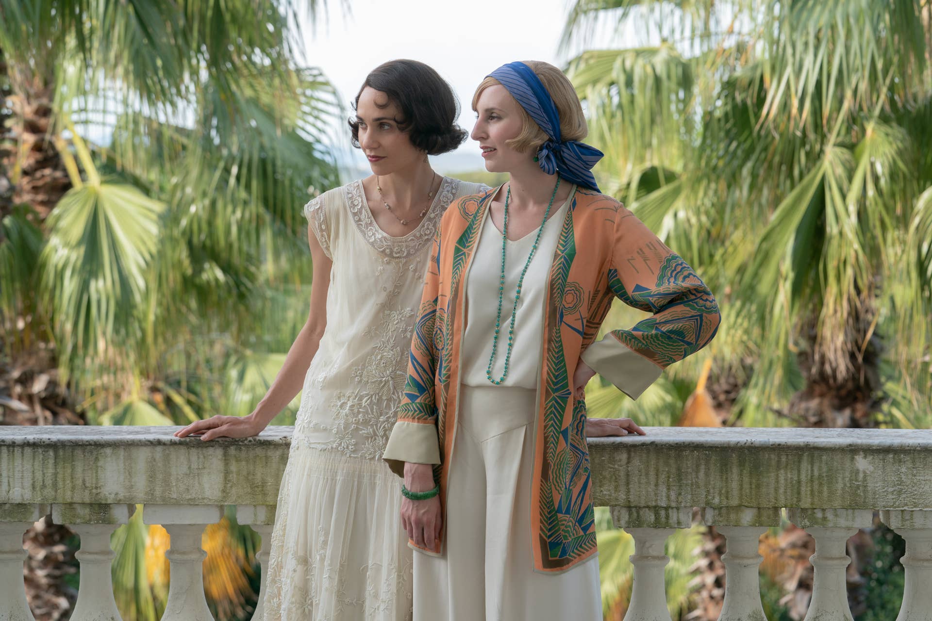 The Fashion in 'Downton Abbey: A New Era' Goes to the South of France and a  Period Film Set - Fashionista