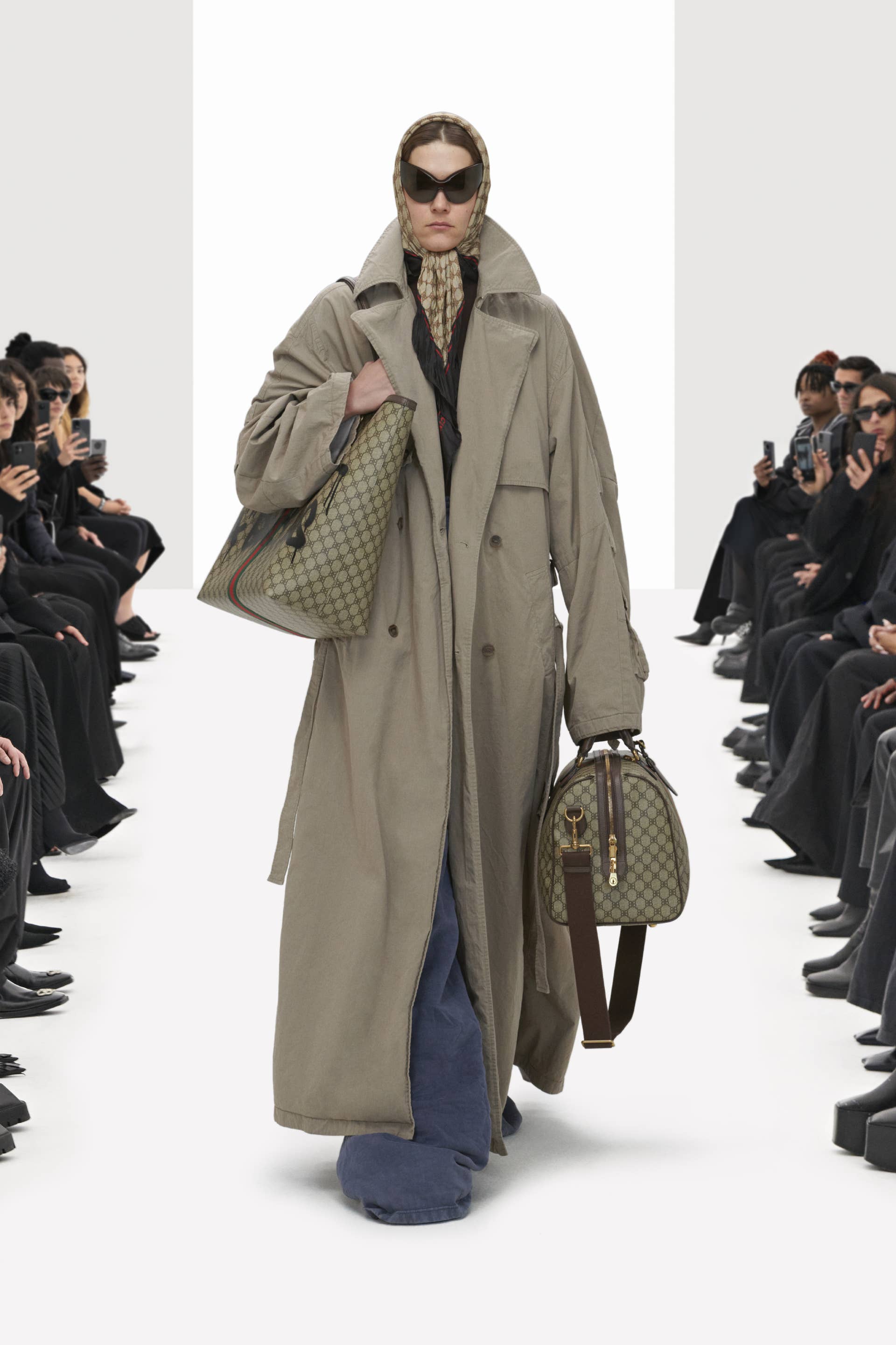 balenciaga-spring-2022-