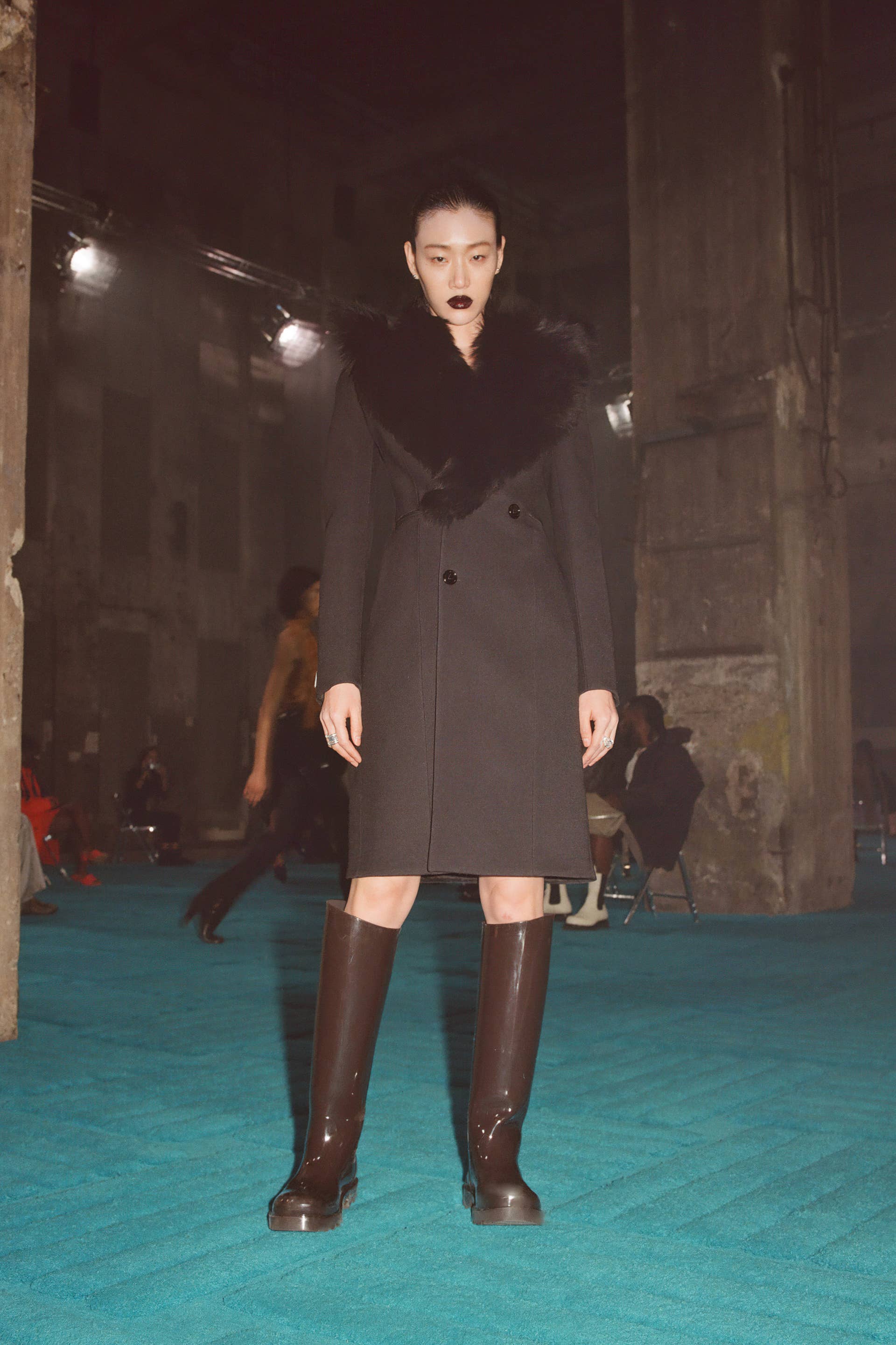 bottega-veneta-salon-02-look-