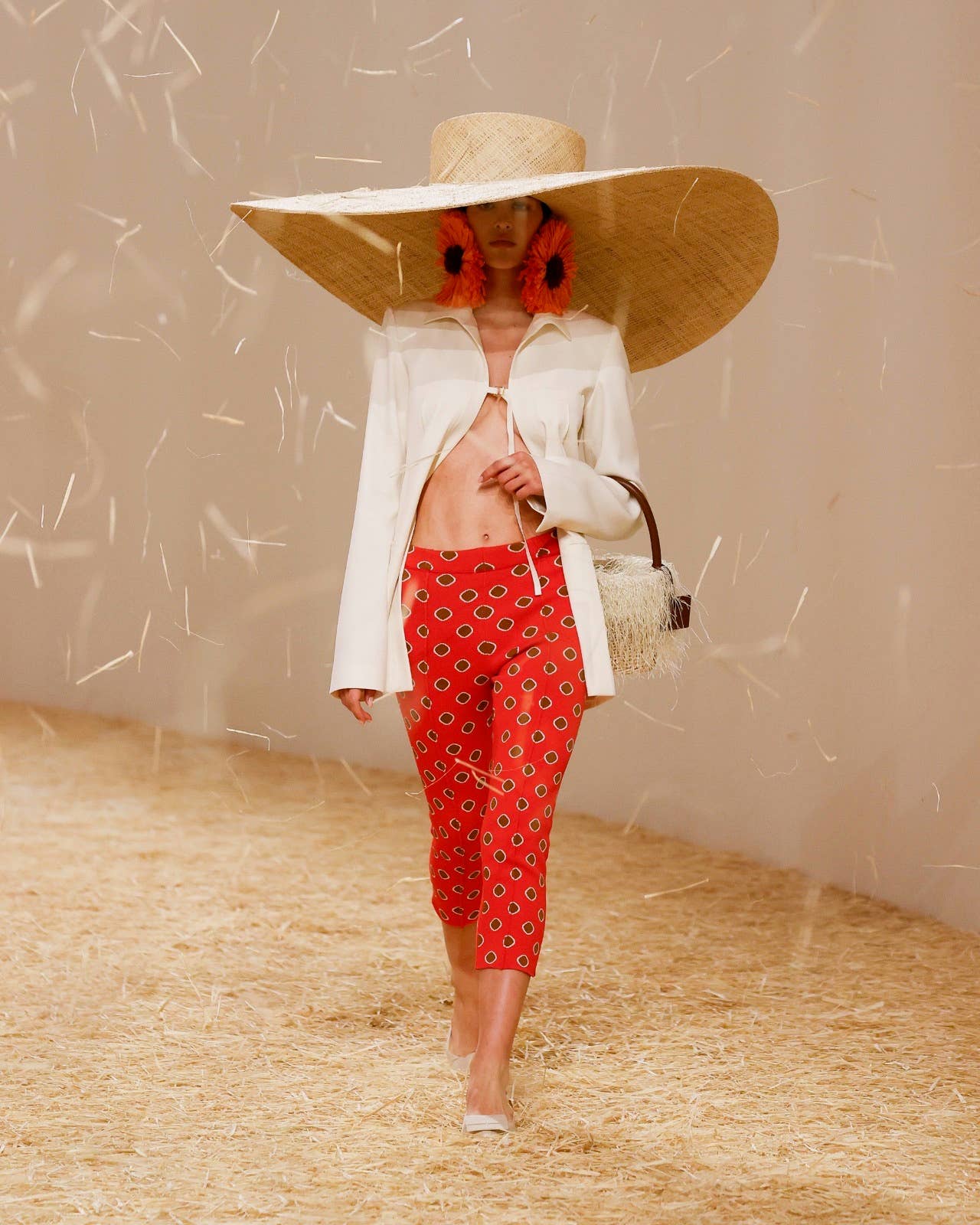Jacquemus Doubles Down on Raffia for Spring 2023 