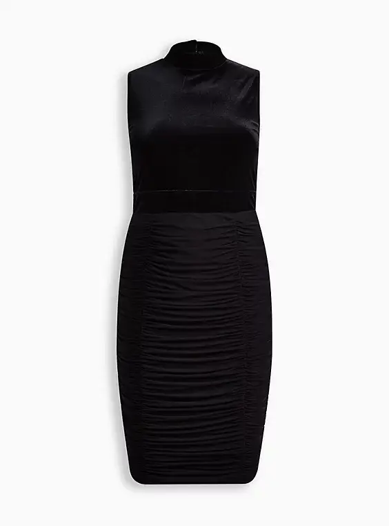 6 Little-Black-Dress Outfits For Every Aesthetic - Fashionista 6 Little-Black-Dress Outfits For Every Aesthetic - Fashionista