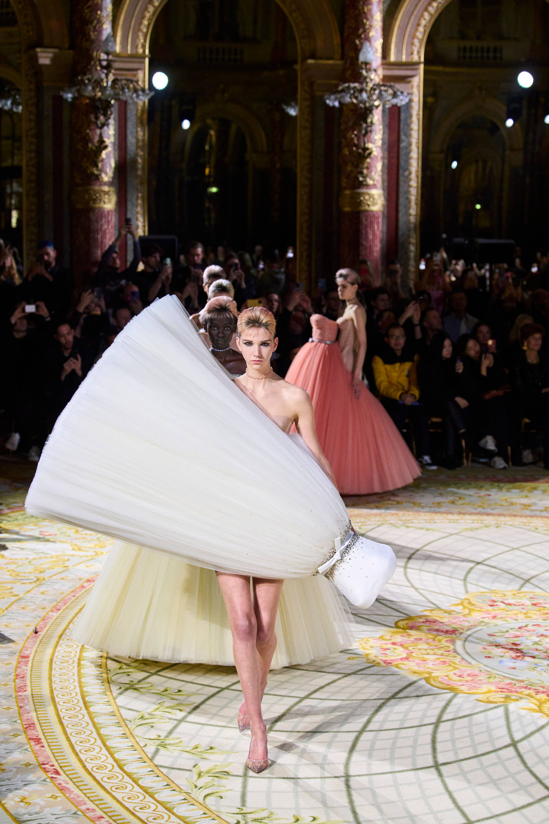 Viktor & Rolf Spring 2023 Proves There Are Many Ways to Wear a Ballgown -  Fashionista