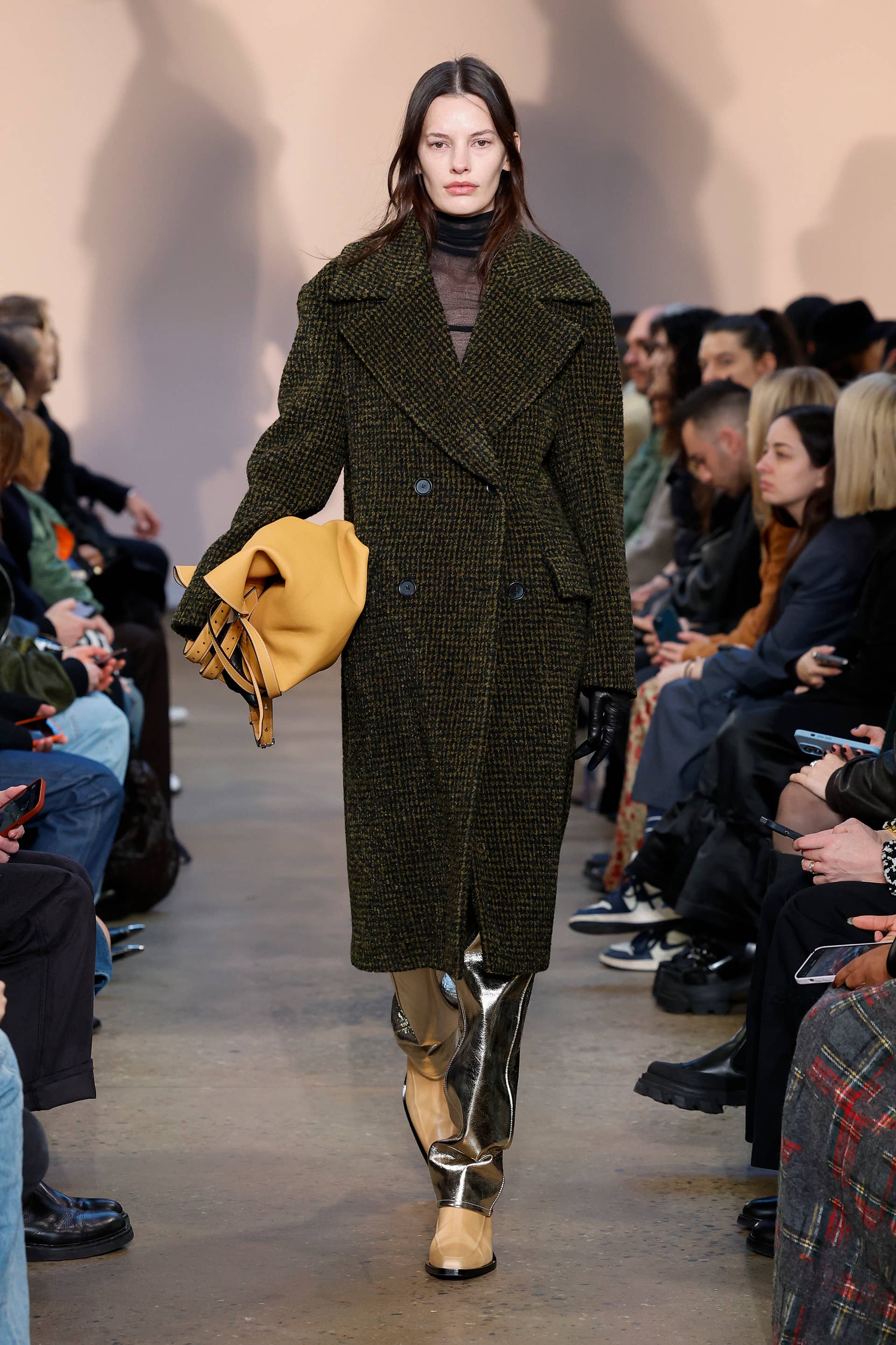 Proenza Schouler Fall 2023 Collection - Fashionista Proenza Schouler Fall 2023 Collection - Fashionista