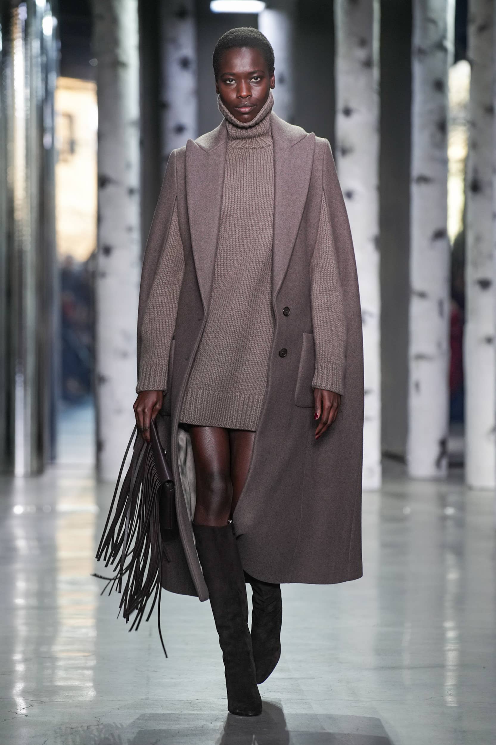 Michael Kors Leans Into the New Neutrals for Fall 2023 - Fashionista