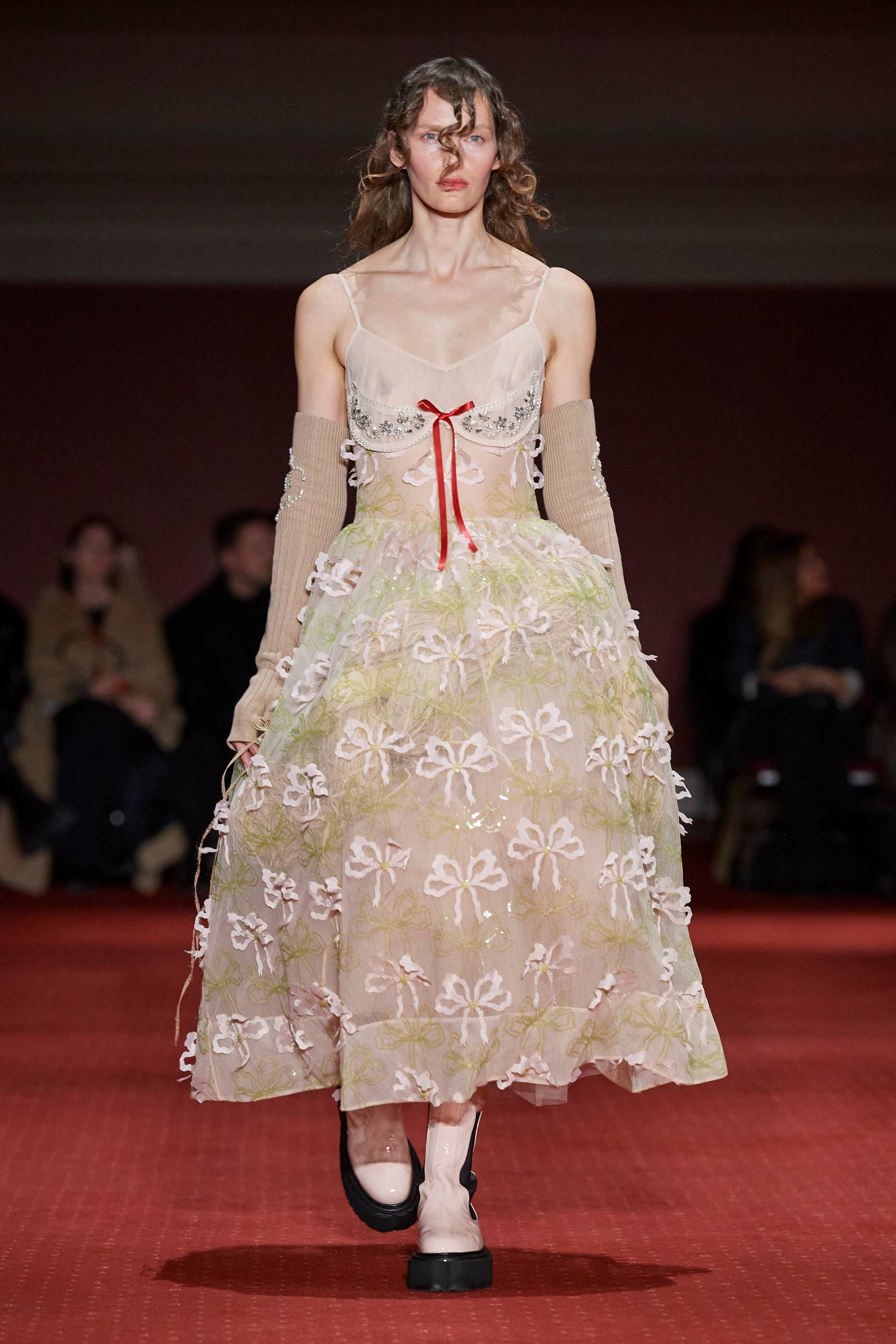 fall 2023 dress trends The 5 Biggest Fall Color Trends of 2023