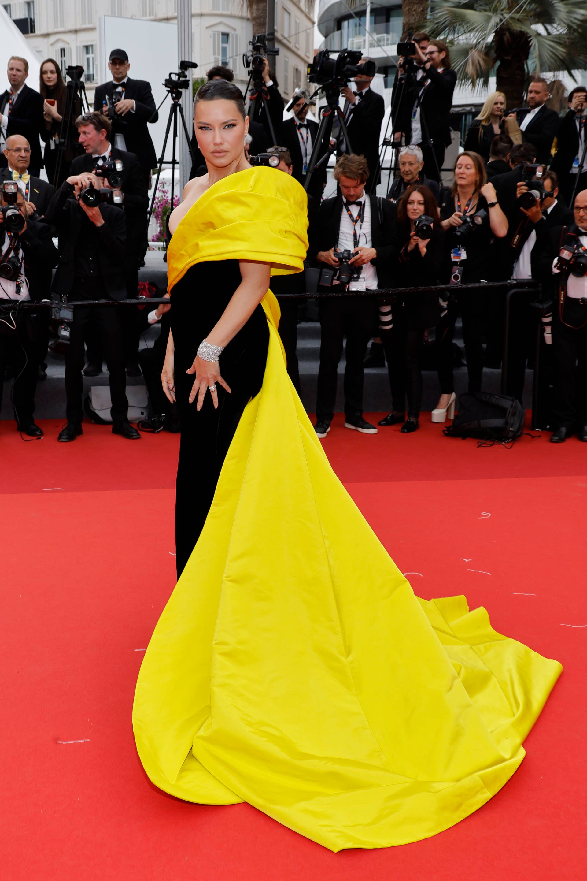 cannes film festival yellow dress Heidi Klum Brightens Cannes in Cutout Yellow Dress by Zuhair Murad