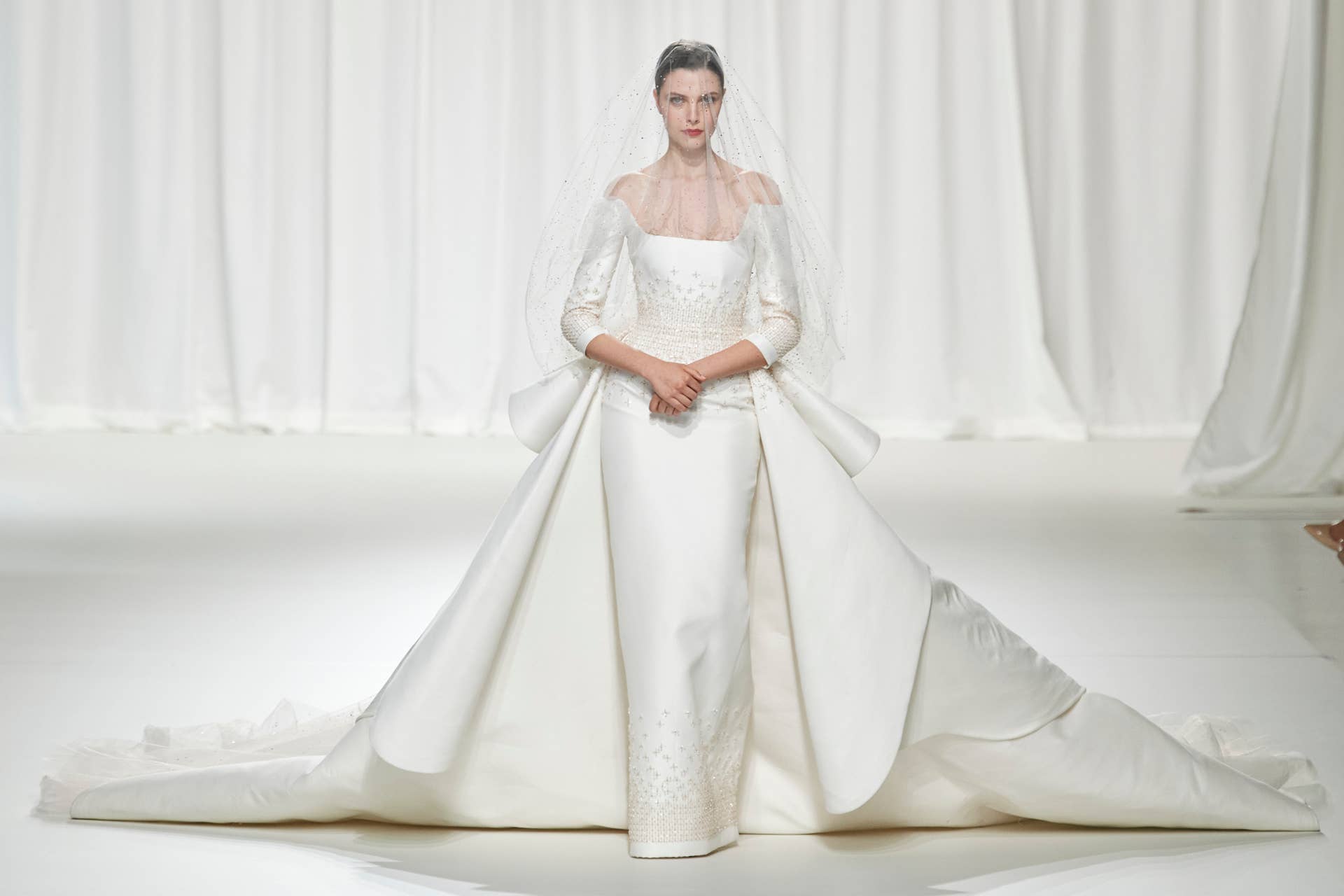 All the Best Fall 2023 Haute Couture Brides - Fashionista All the Best Fall 2023 Haute Couture Brides - Fashionista