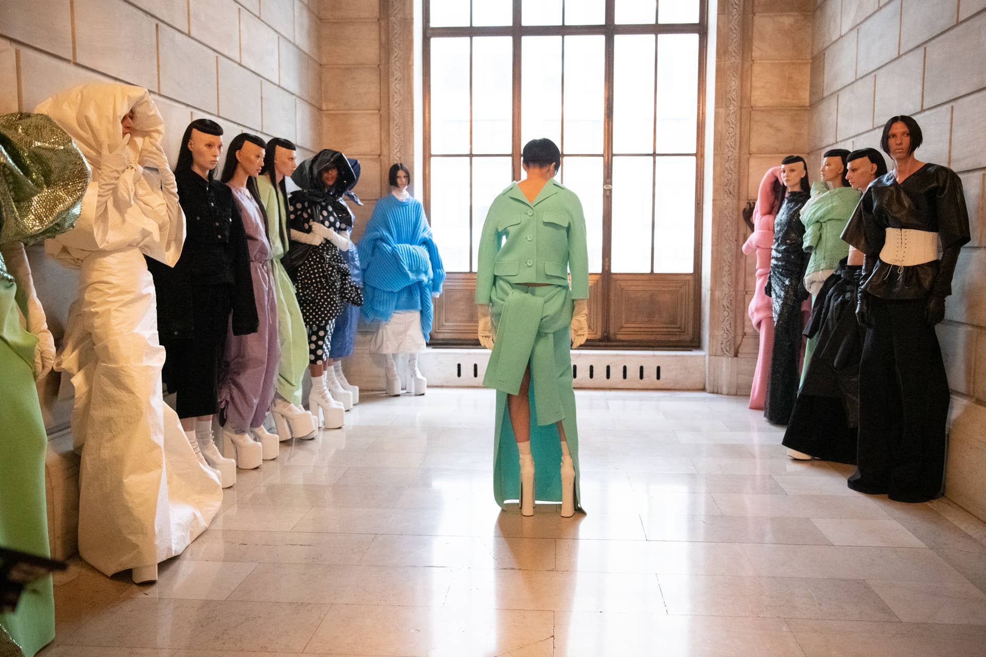 Marc Jacobs Fall 2022 - Fashionista