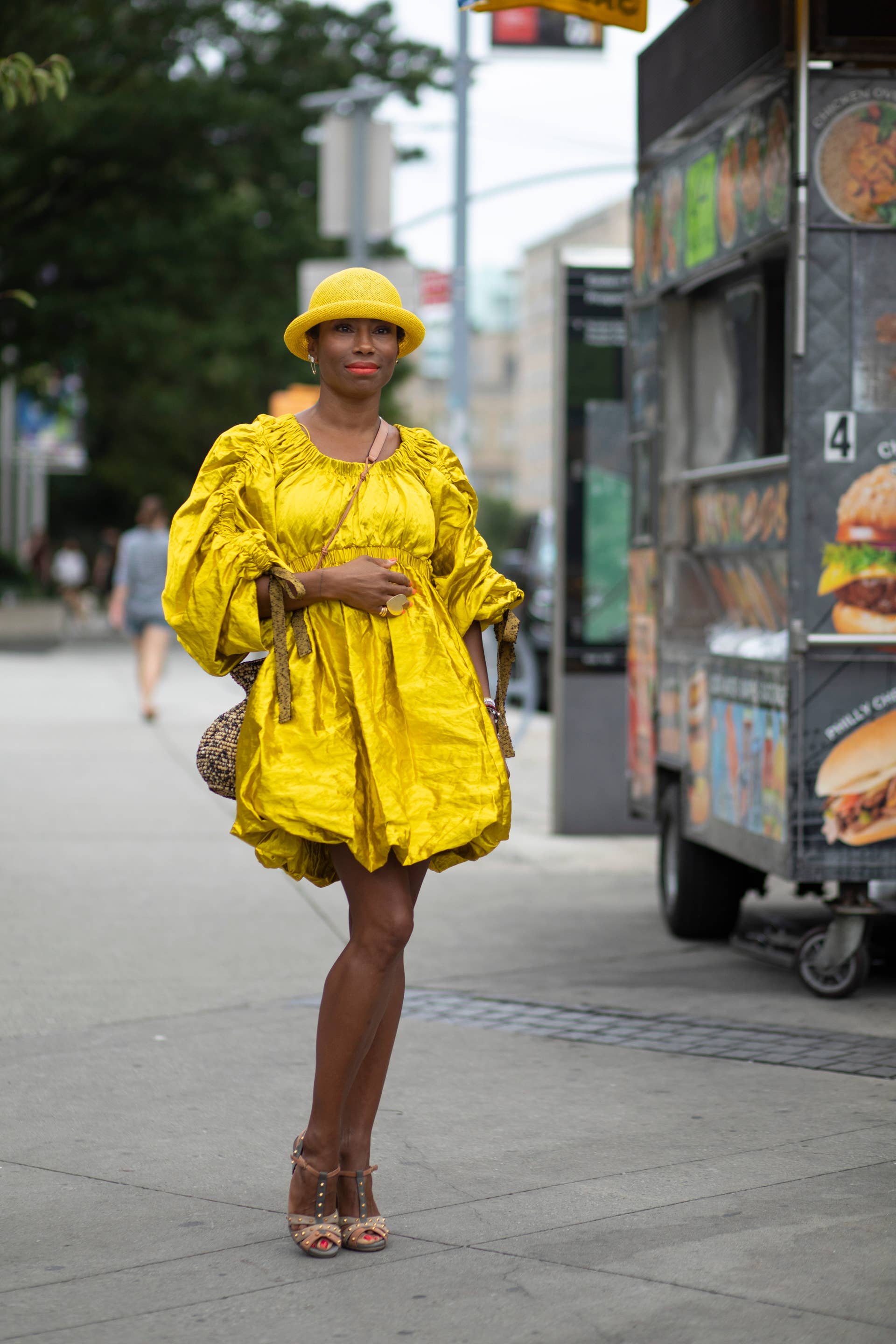 On Day 3 of New York Fashion Week, Street Style Offered Lessons in Transitional Dressing - Fashionista On Day 3 of New York Fashion Week, Street Style Offered Lessons in Transitional Dressing - Fashionista