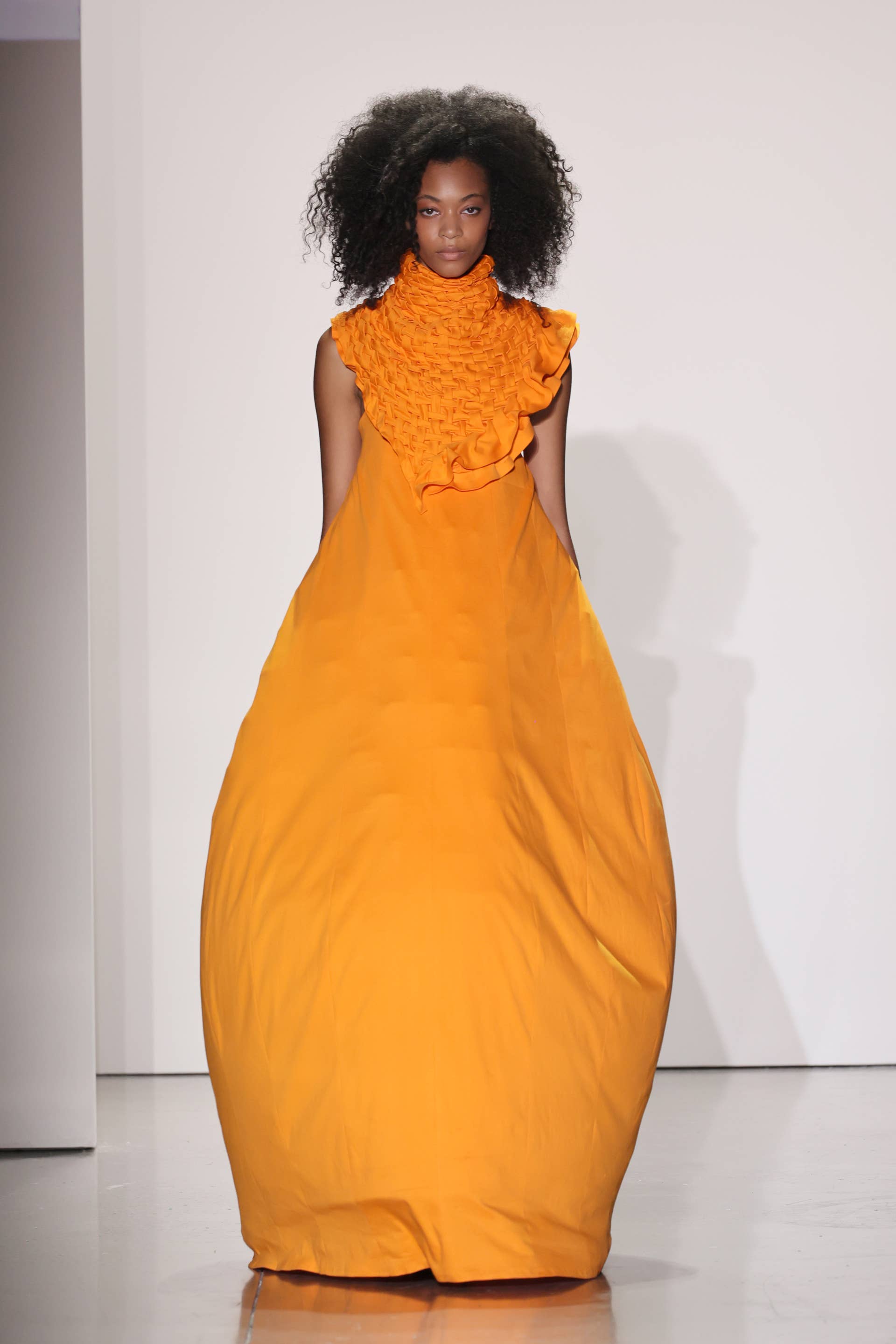 A Juicy Tangerine Trends on the Spring 2023 Runways at New York Fashion  Week - Fashionista