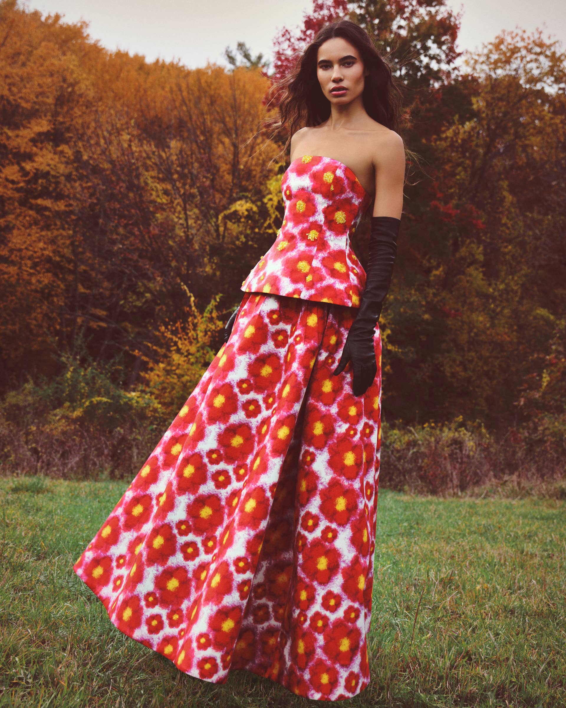 Contemporary Fashion コンテンポラリーファッション Jonathan Cohen Creates a World of Melting Florals for Spring 2023