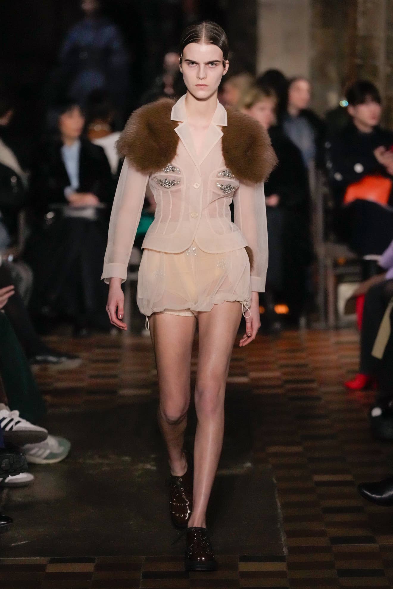 Simone Rocha Gives Her Dreamy Silhouettes a Little More Shape With ...
