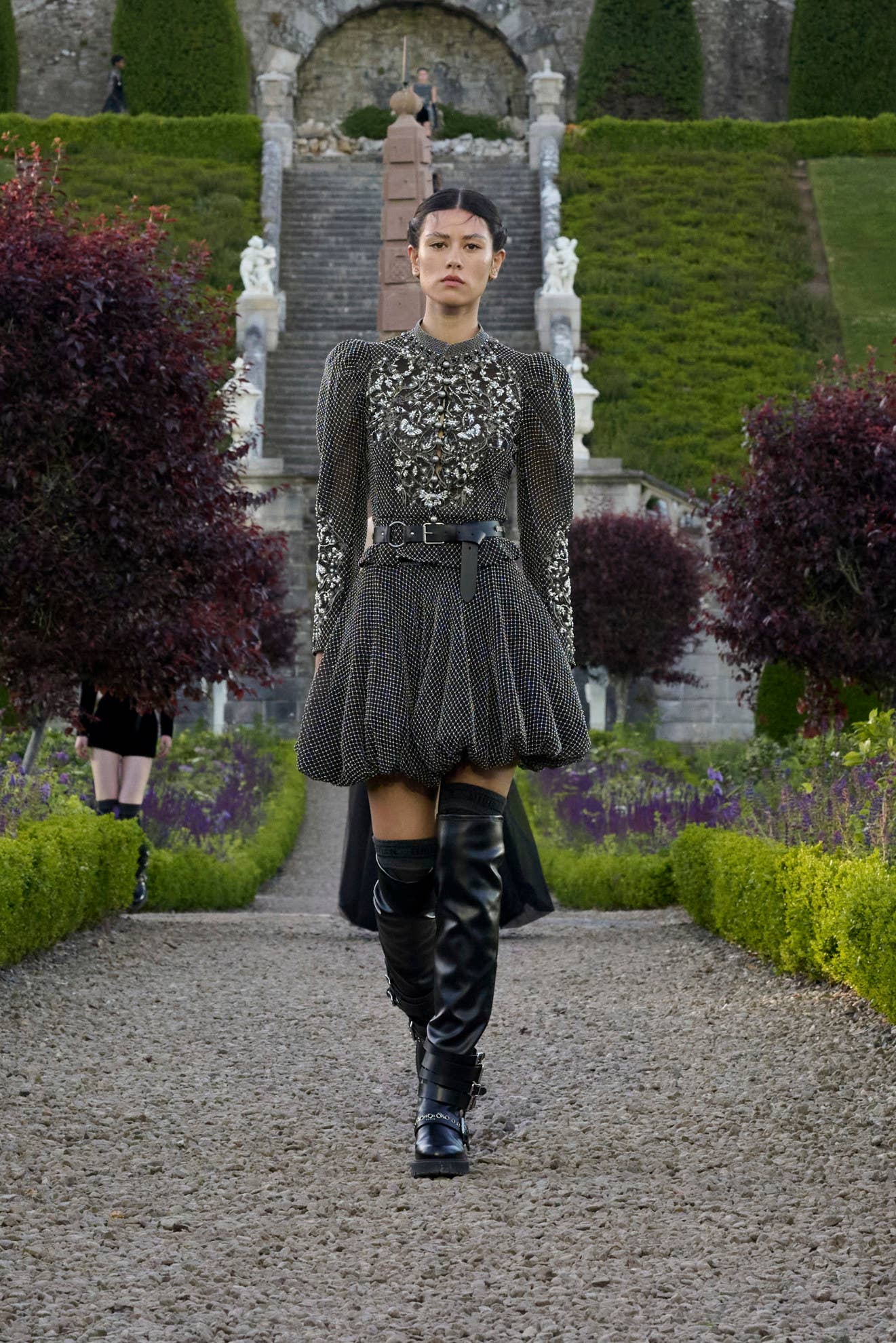 Dior ブラック ハイヒールミュール Dior's Cruise 2025 Collection Is Fit for a Modernized Scottish